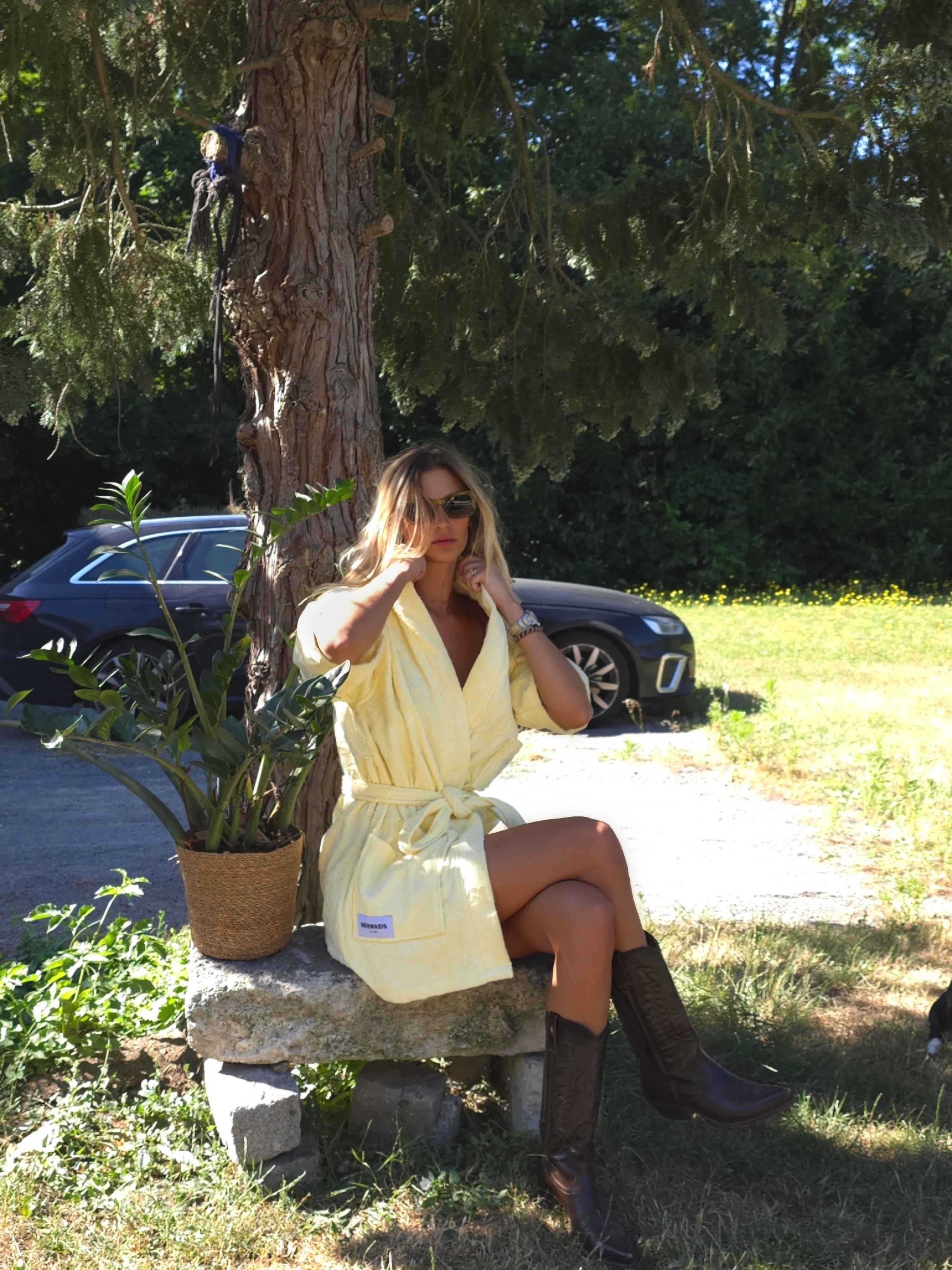 Golden yellow beach robe after swim Nikki Beach Dubai — Mermaids Club