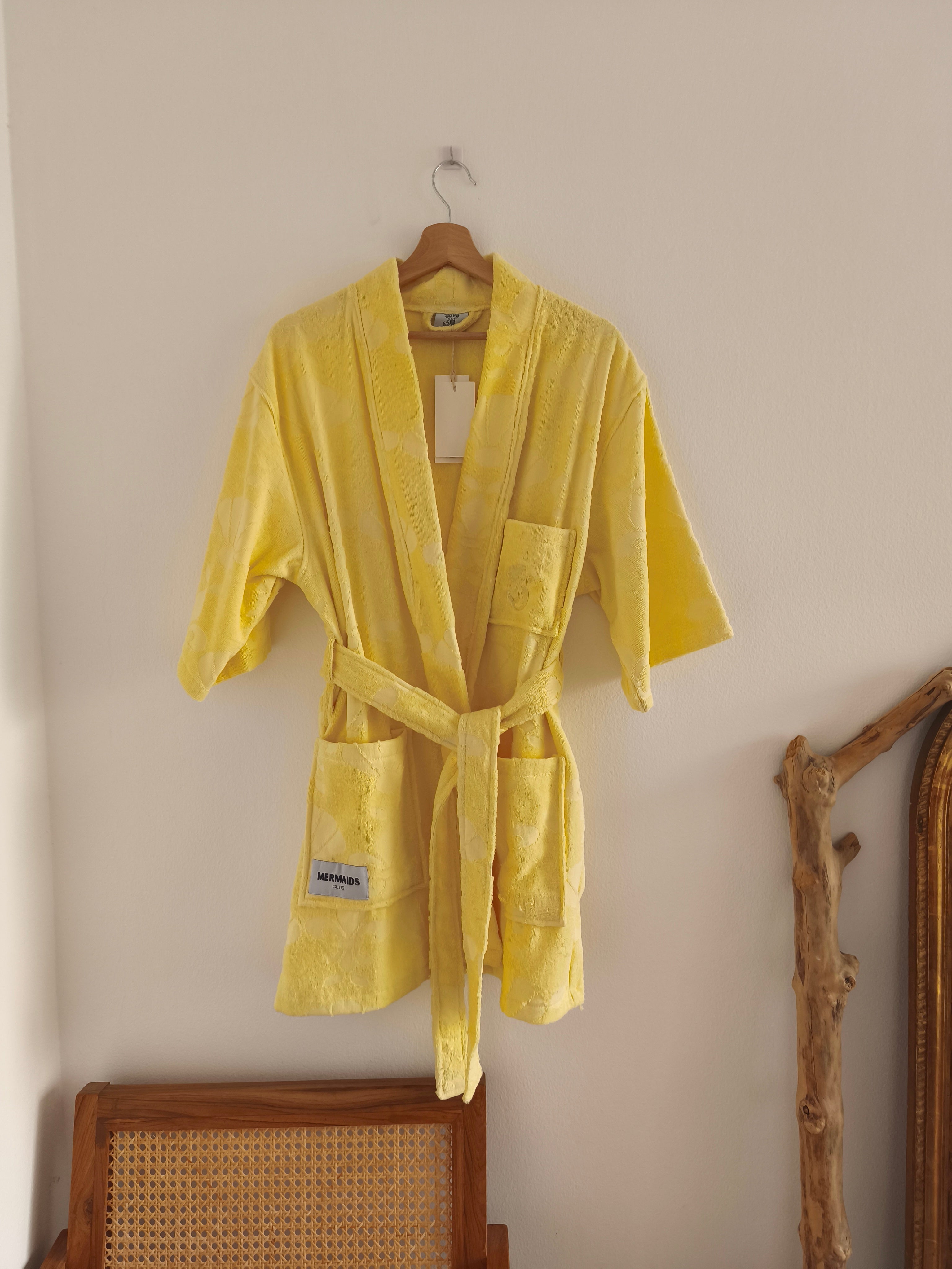  Yellow V-neck beach robe resort wear women Fujairah — Mermaids Club